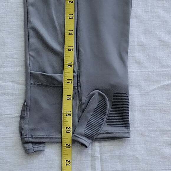 UVShield Cool Sleeves with hand cover - Picture 12 of 12